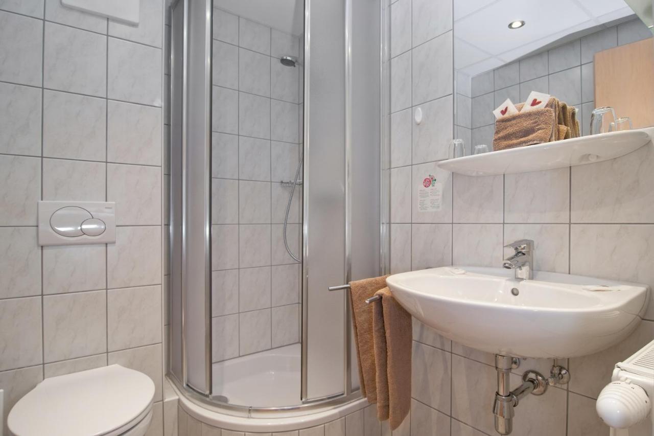 Hotel-Pension Melcher Дроболлах-ам-Фаакер-Зее Экстерьер фото