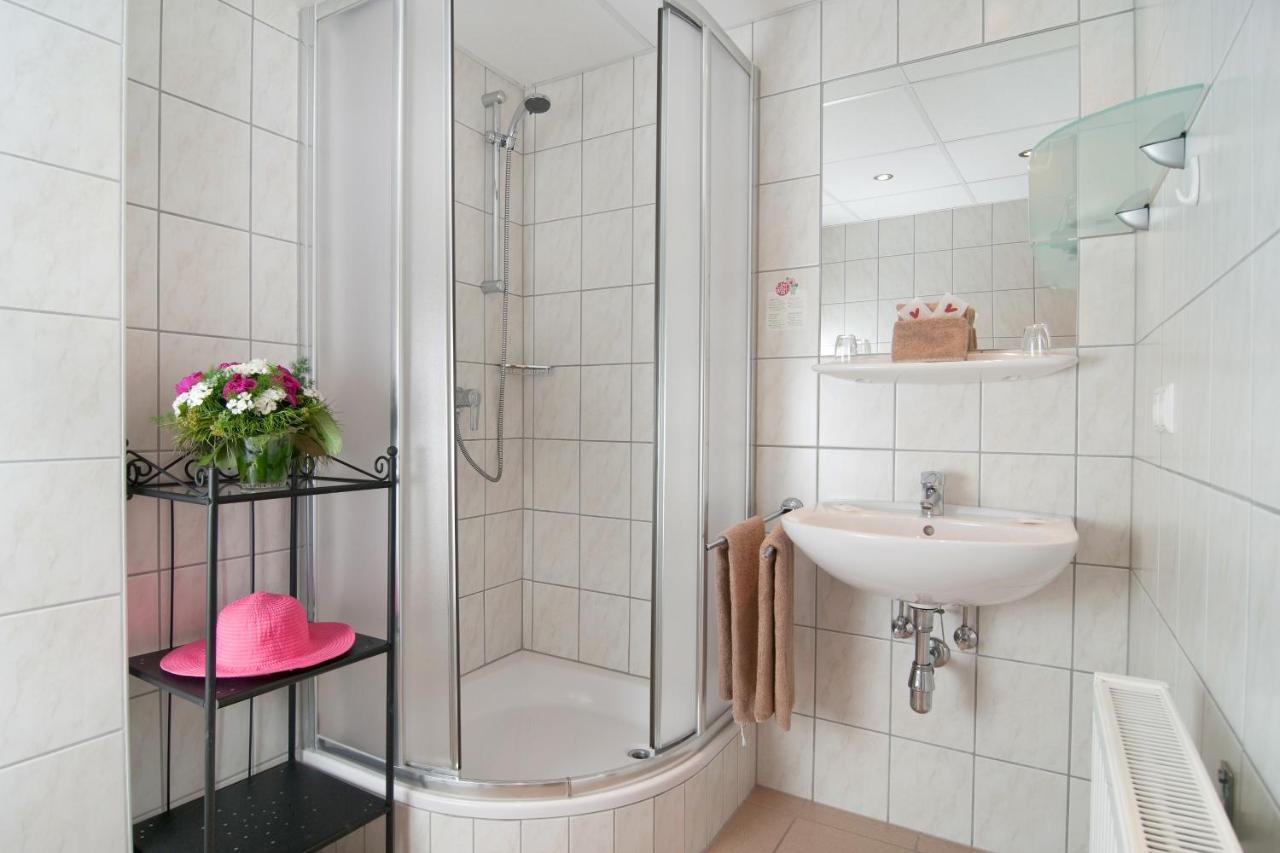 Hotel-Pension Melcher Дроболлах-ам-Фаакер-Зее Экстерьер фото
