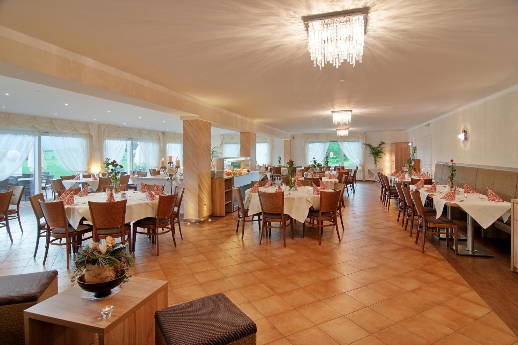 Hotel-Pension Melcher Дроболлах-ам-Фаакер-Зее Экстерьер фото